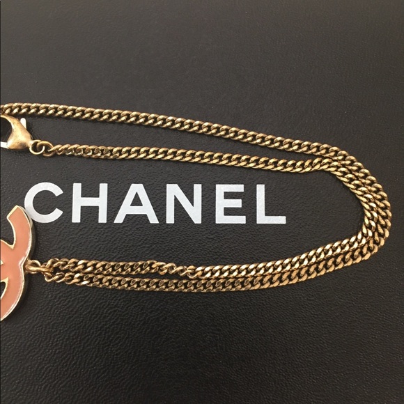 🆕 Chanel CC Bow chain necklace , in box - Picture 6 of 15